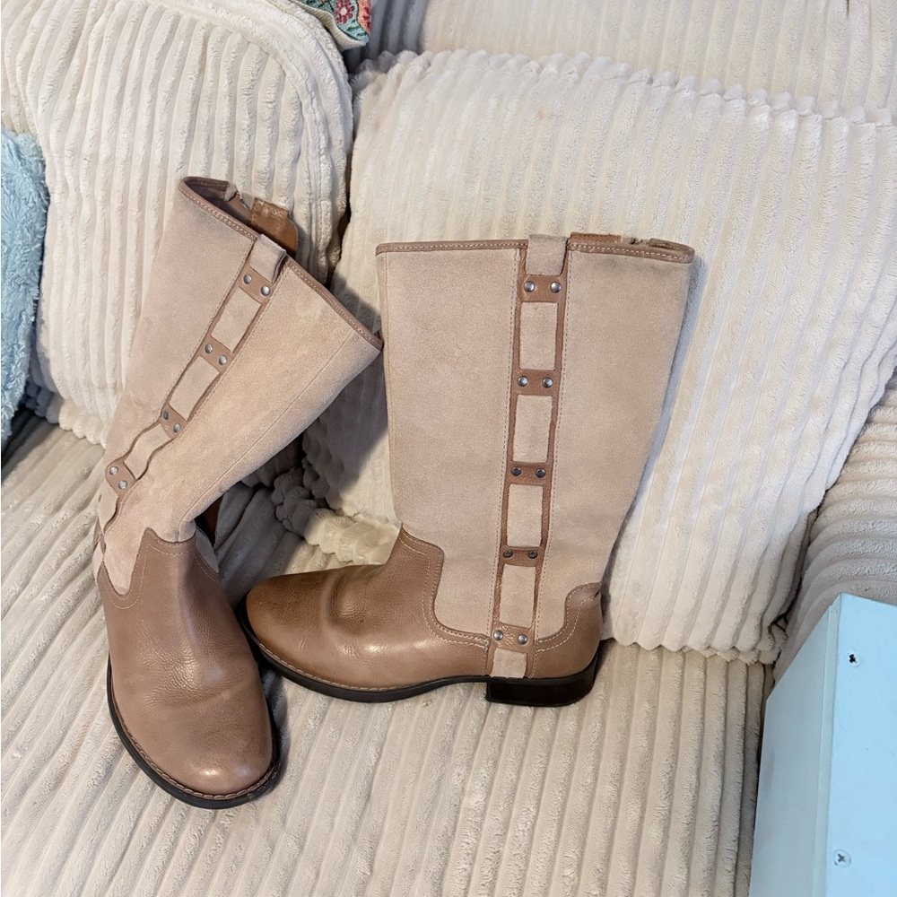 Nurture by Lamaze Two-Tone Tan and Beige Suede Leather Ankle Boots